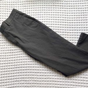 Pants - Standard Fit.